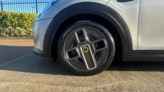 MINI Hatchback 135kW Cooper S Level 2 33kWh 3dr Auto Electric Hatchback